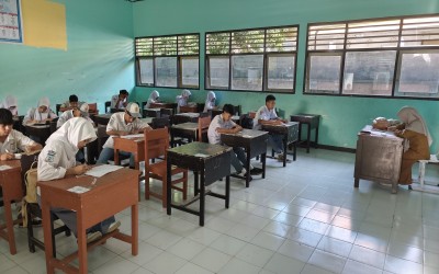 Pelaksanaan Penilaian Akhir Tahun (PAT) Semester Genap Tahun Ajaran 2024/2025 di SMKN 3 Selong